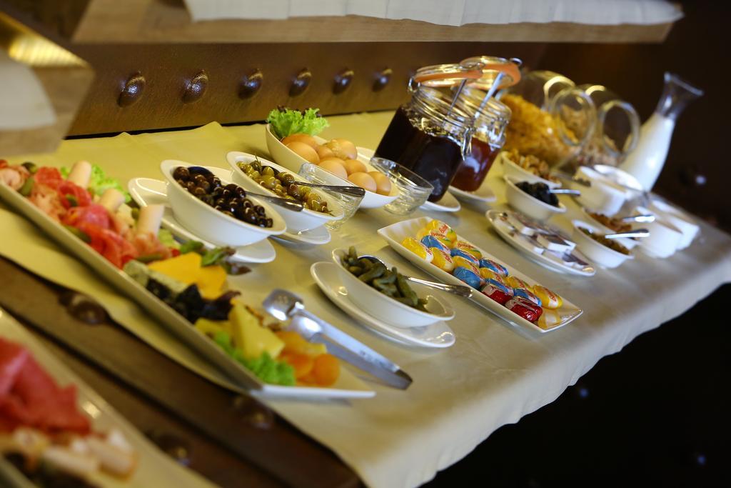 Jounieh Suites Boutique Hotel Екстериор снимка