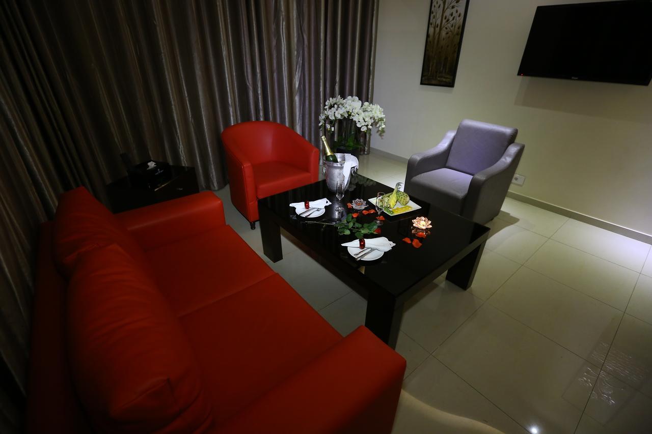 Jounieh Suites Boutique Hotel Екстериор снимка